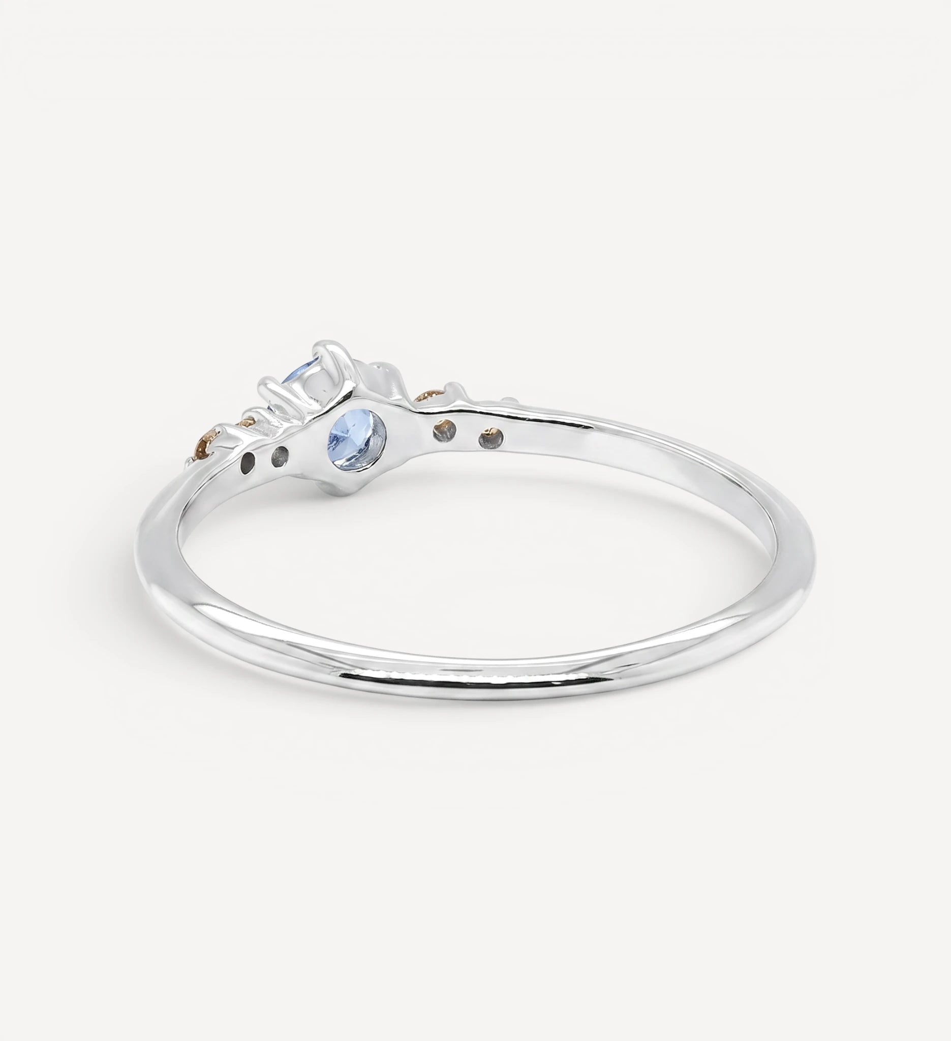 Thea | blue sapphire & diamonds