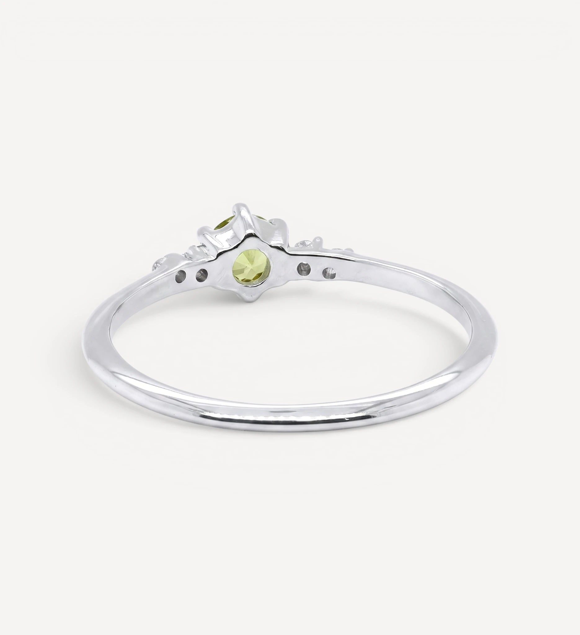 Thea | green sapphire & diamonds