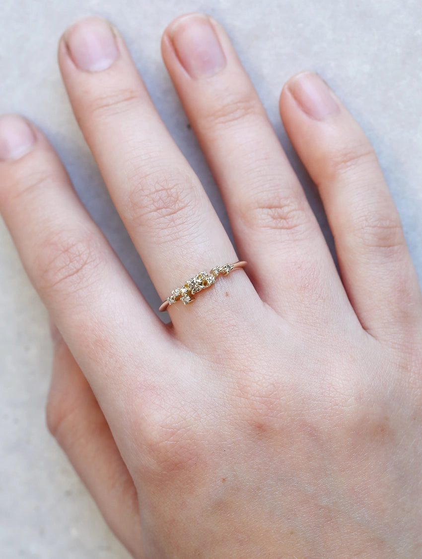 Esma ring | champagne diamonds