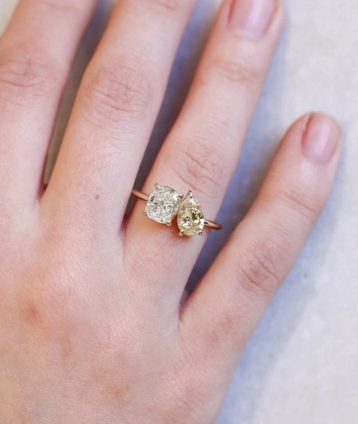 Toi et Moi | cushion & pear diamond