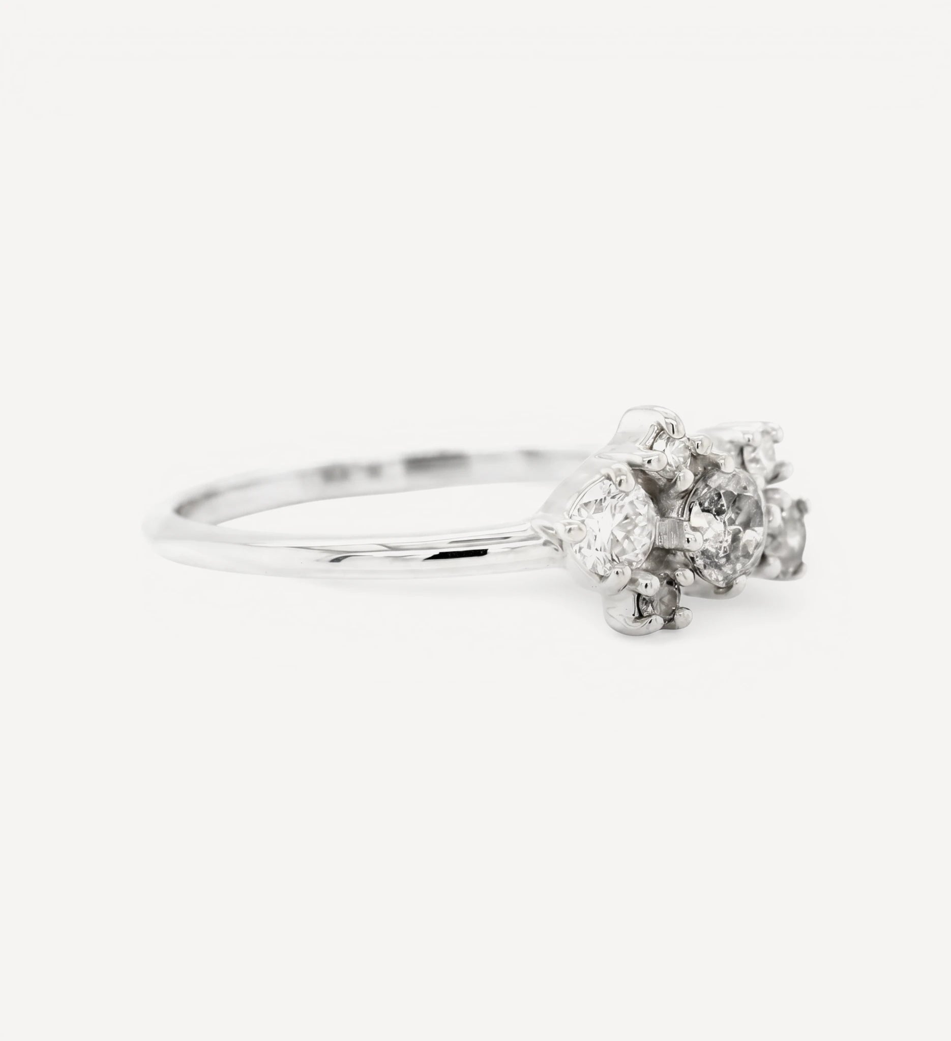 Eva Cluster ring | diamond