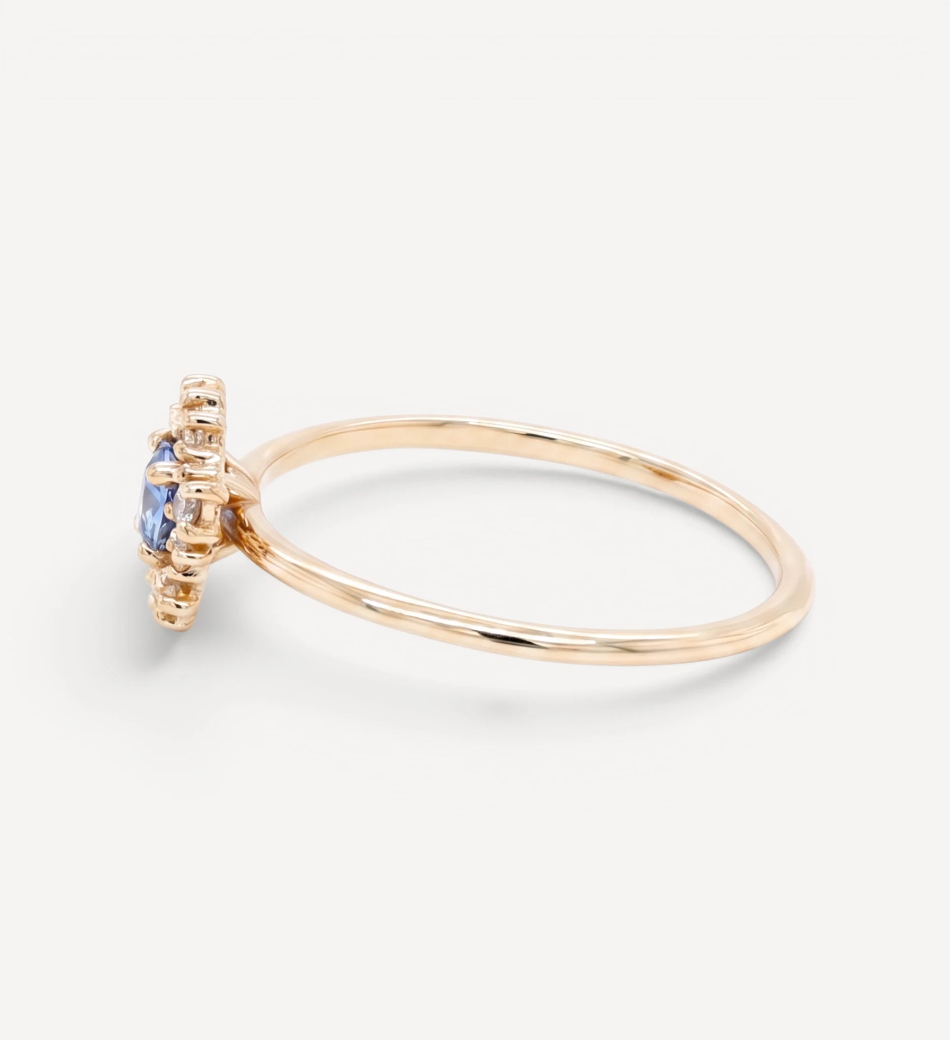 Florence II | blue sapphire & diamonds