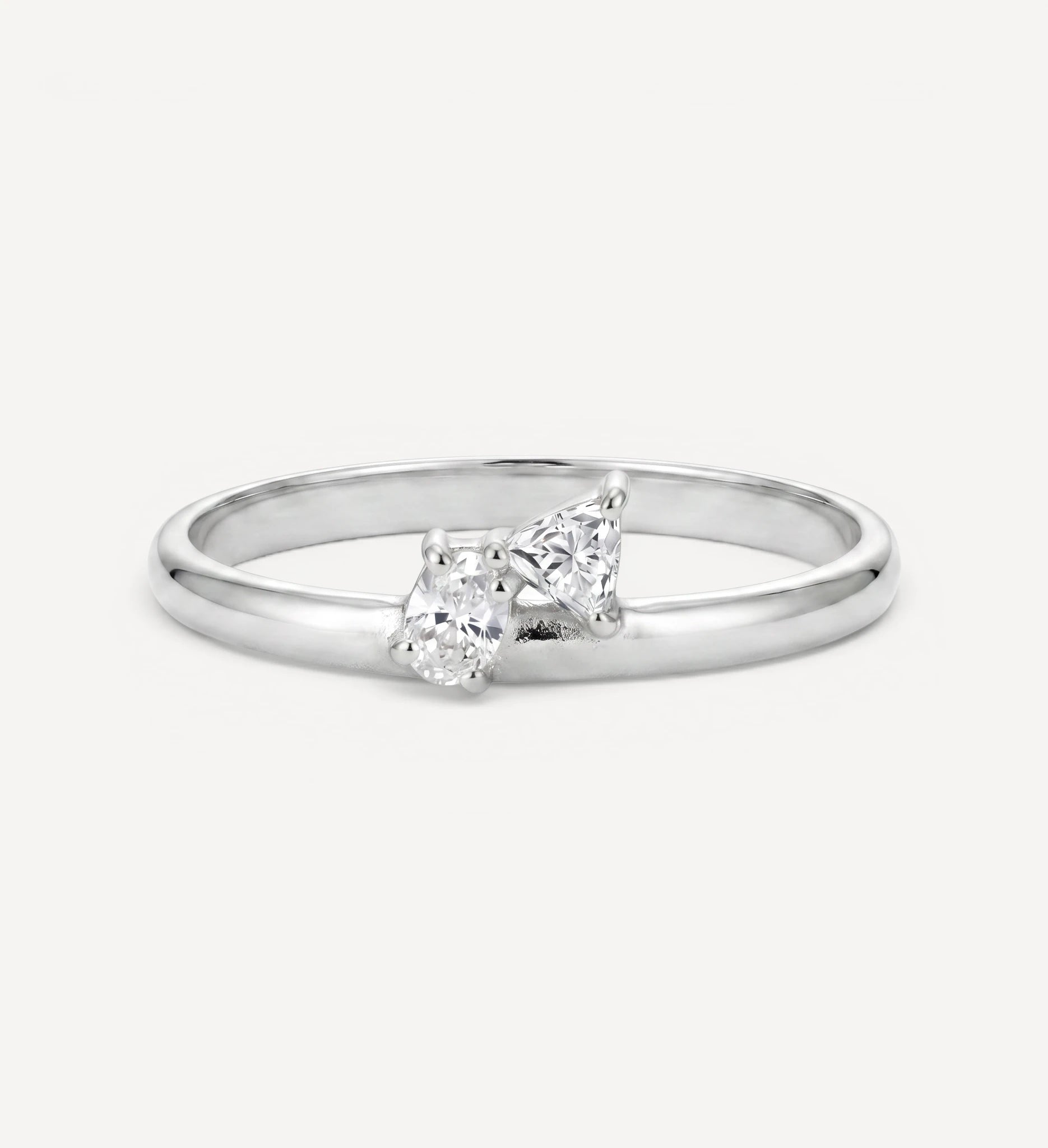 Gigi II | white diamonds