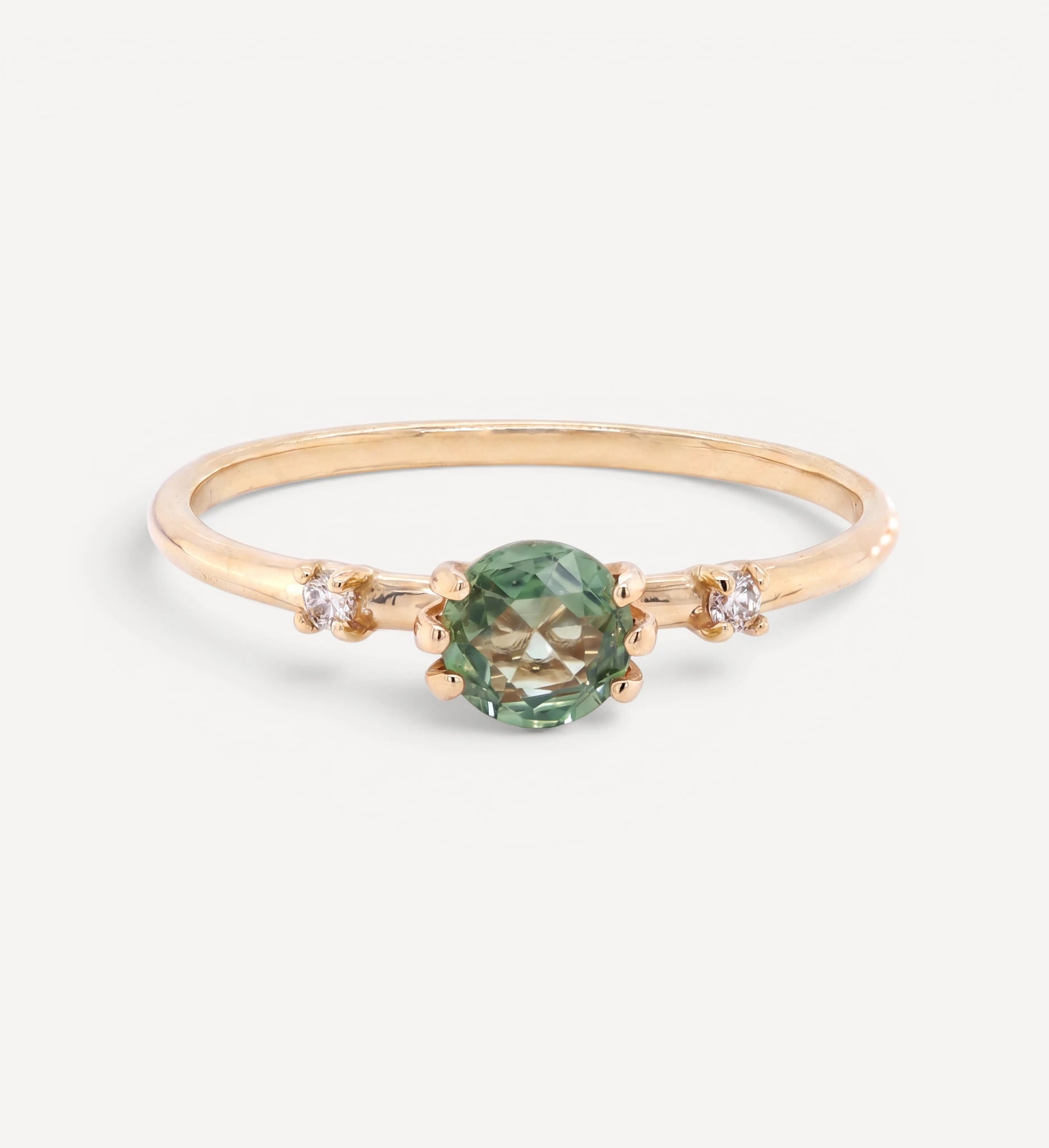 Lana II | green sapphire & diamonds