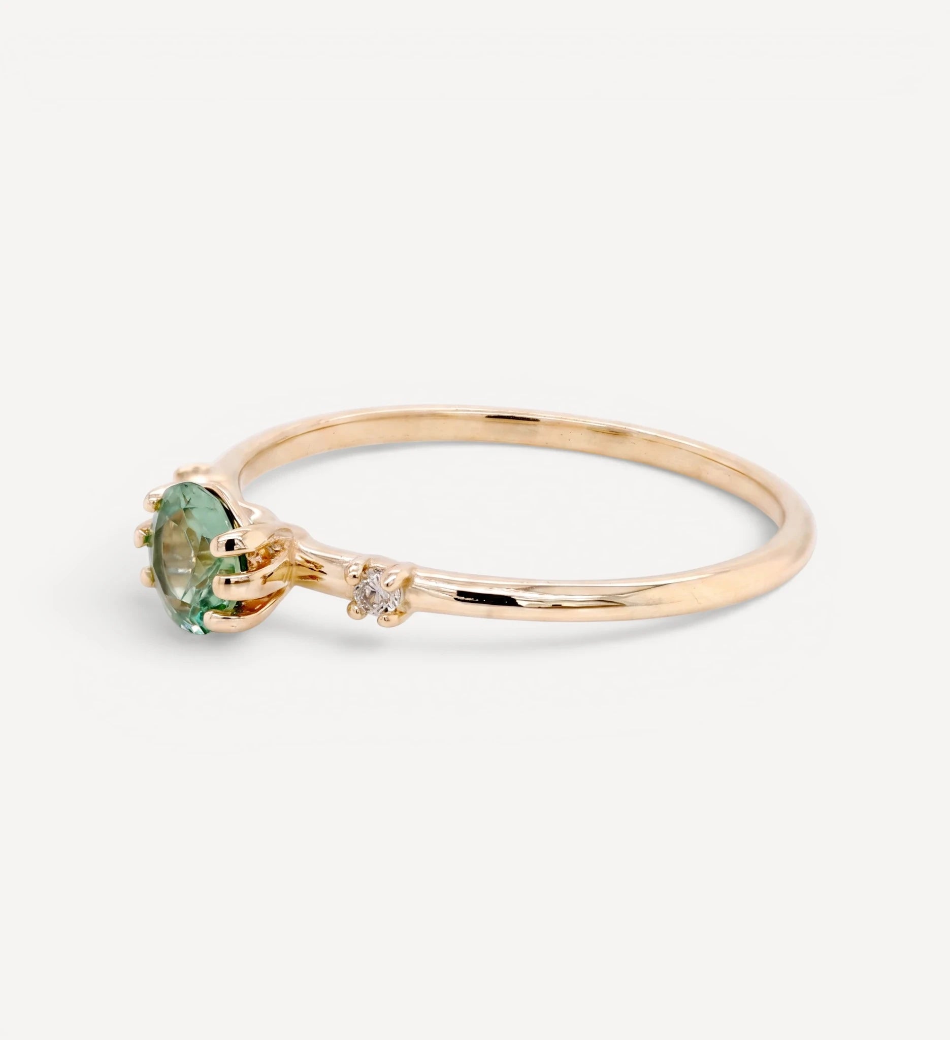 Lana | green sapphire & diamonds