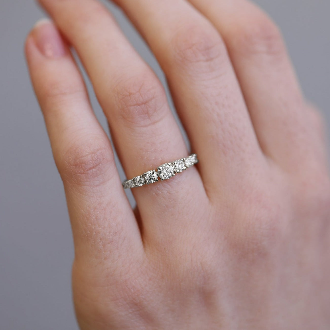 Maya medium | diamonds