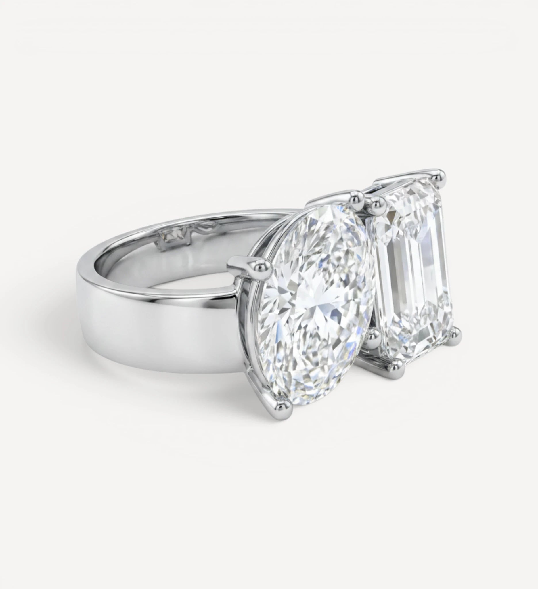 Signature Toi et Moi | Oval & Emerald