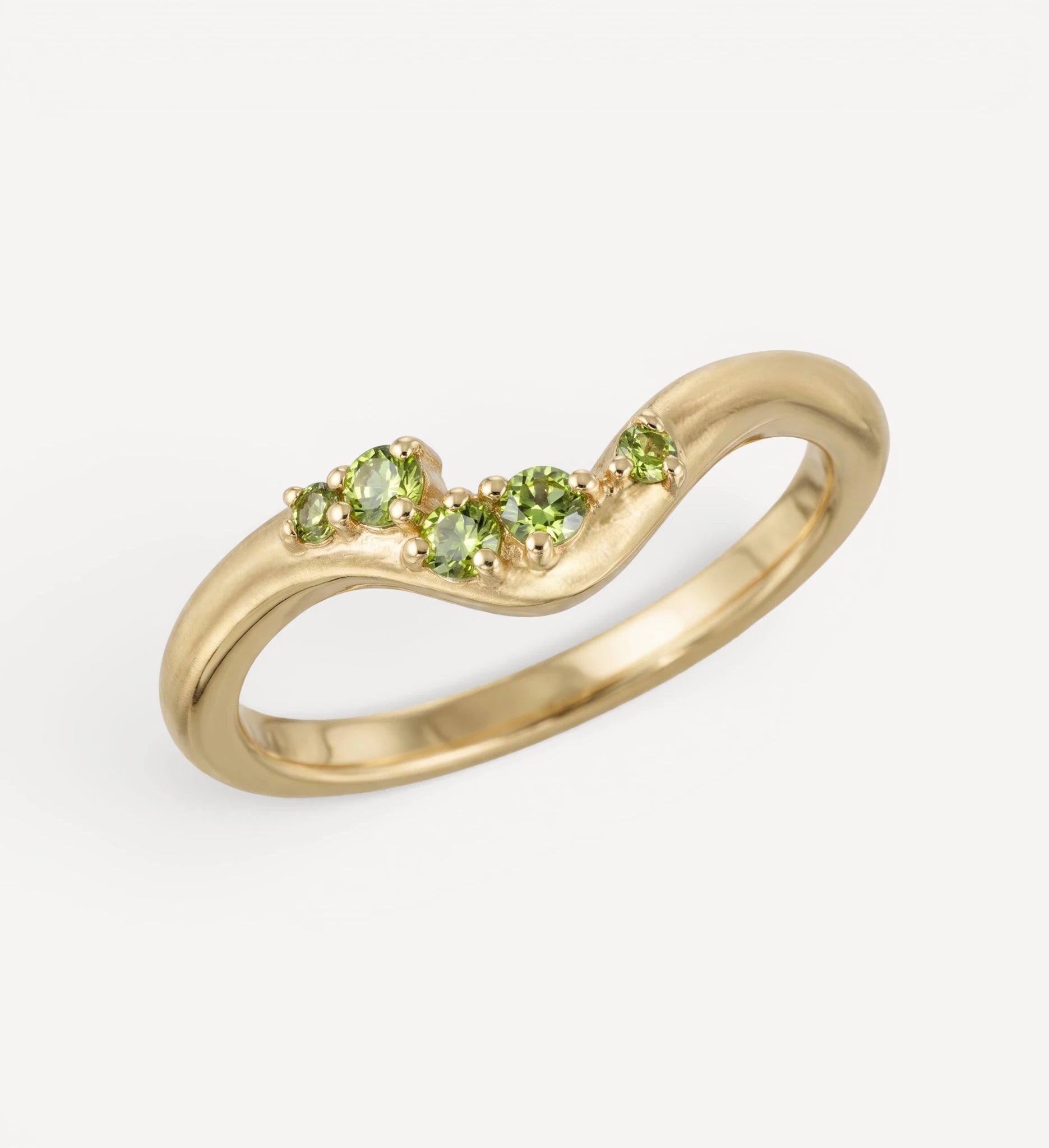 Poe Ring | green diamonds
