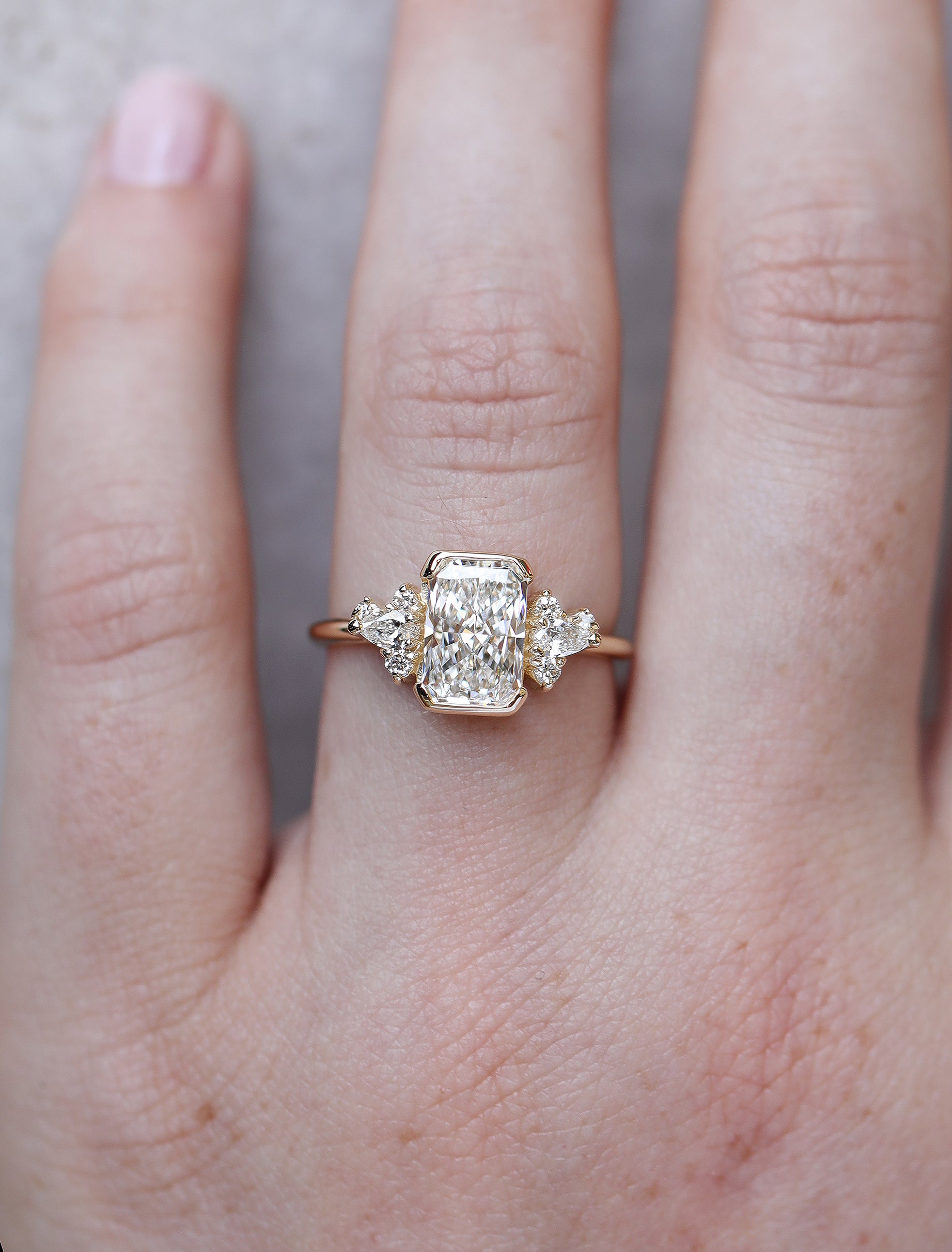 Beatrice Cluster Ring | Radiant
