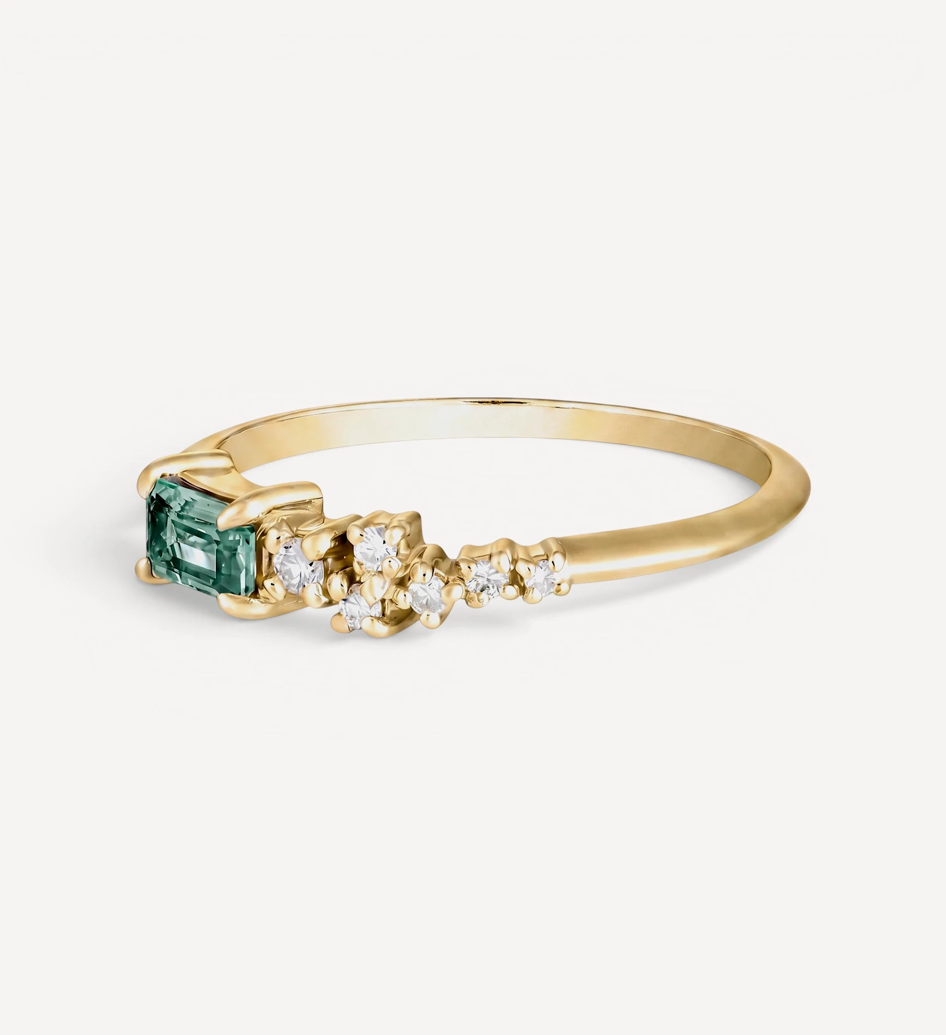 Efina ring | green sapphire