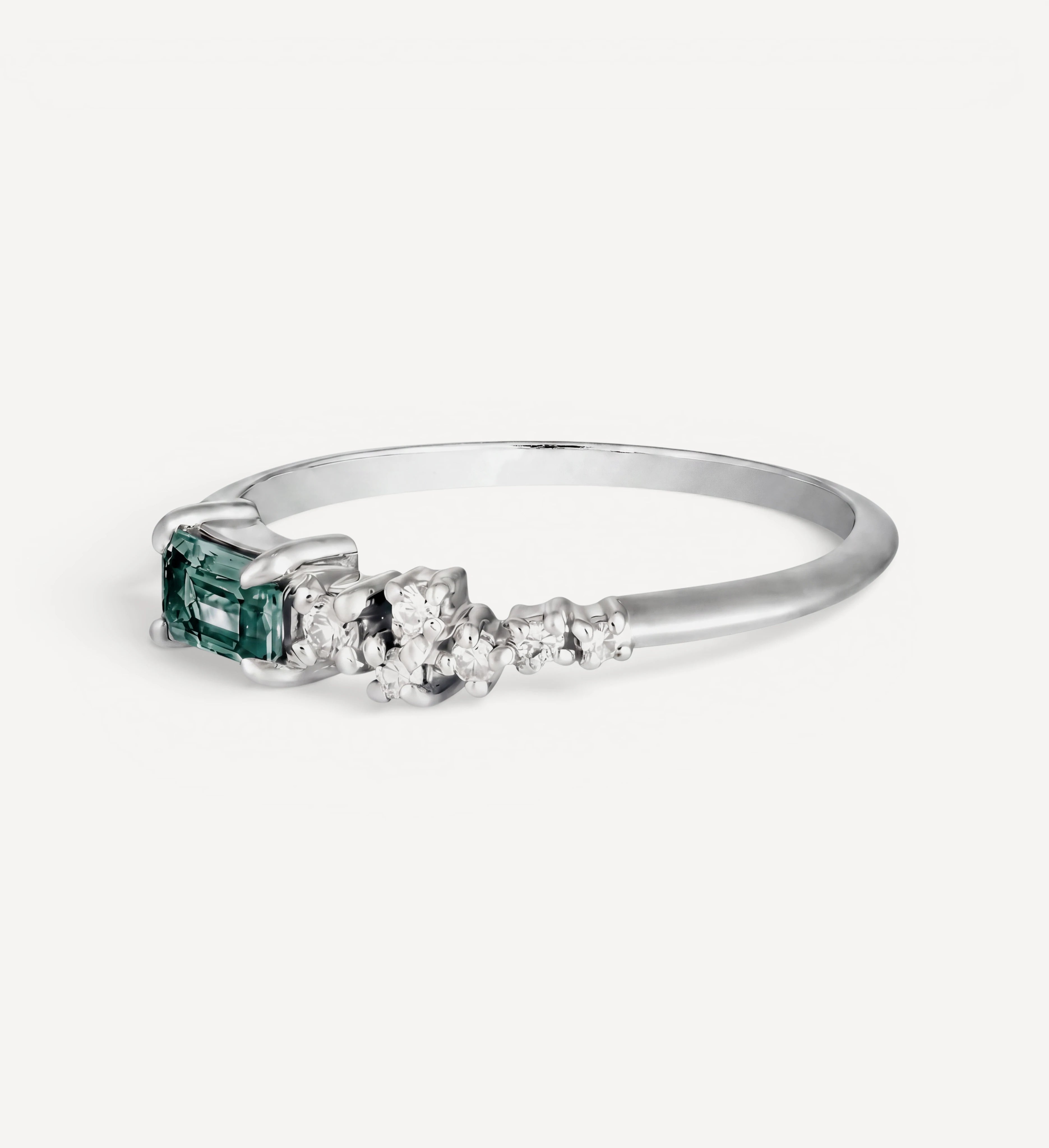 Efina ring | green sapphire