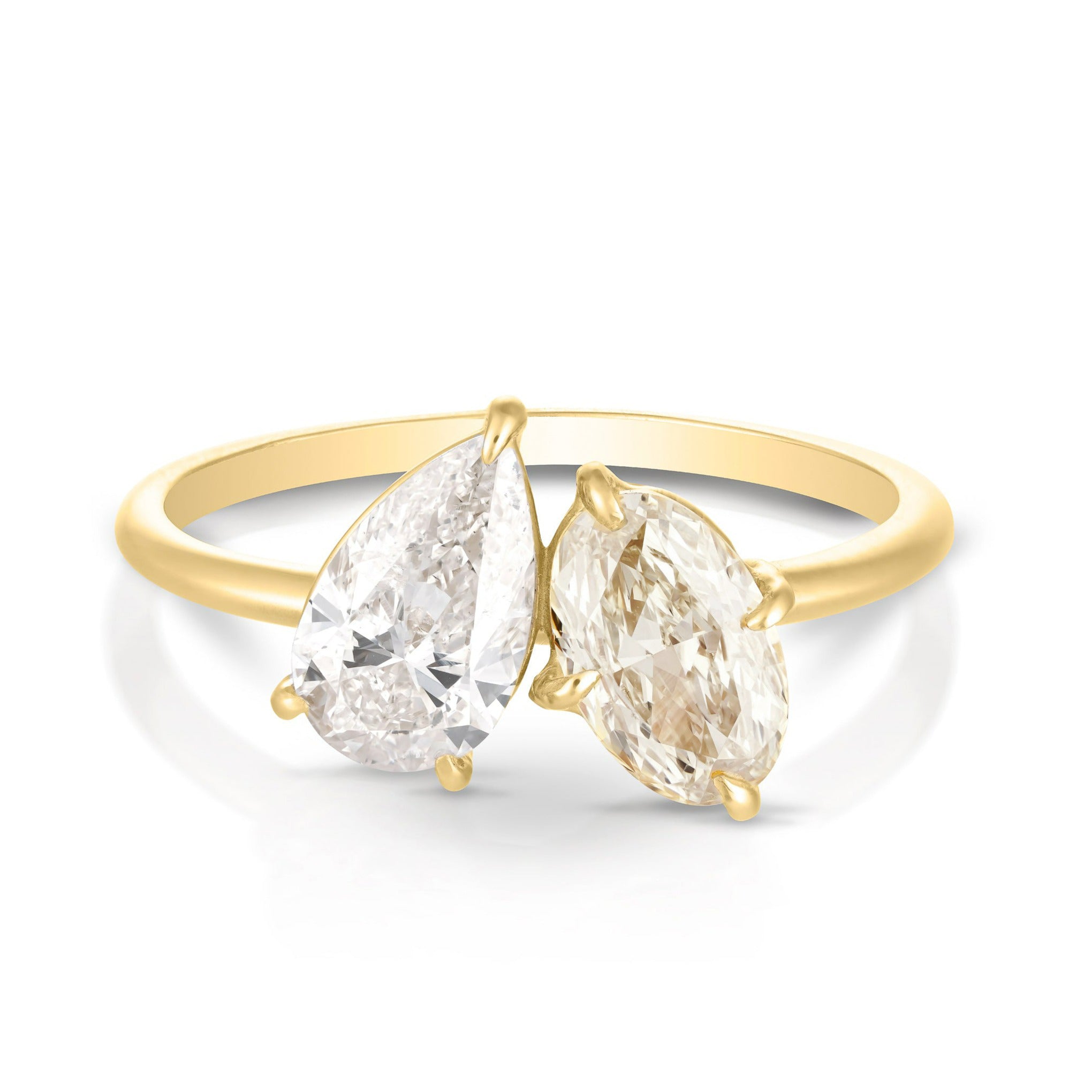 Toi et Moi | pear & oval diamond