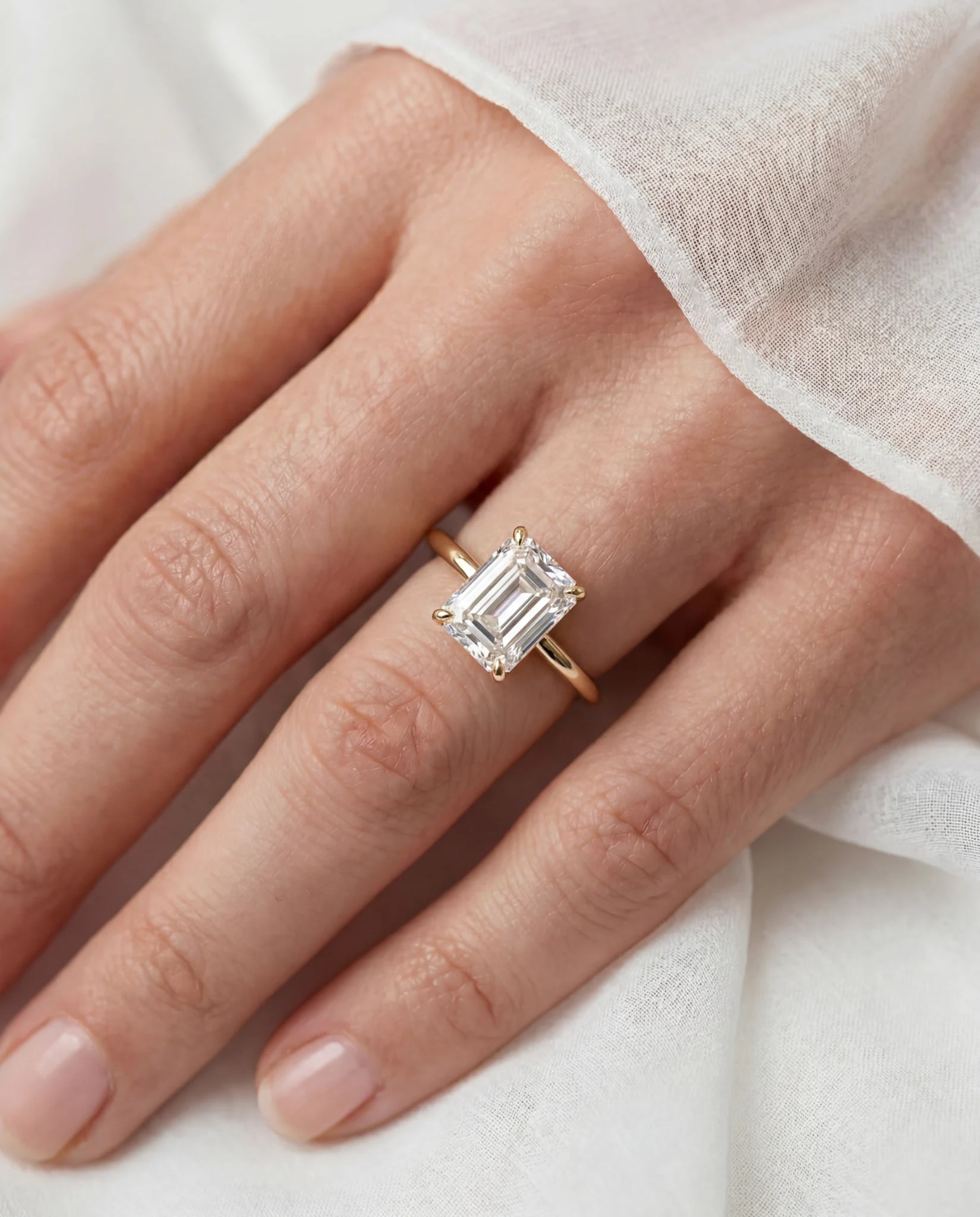 Willa Diamond Solitaire | Emerald