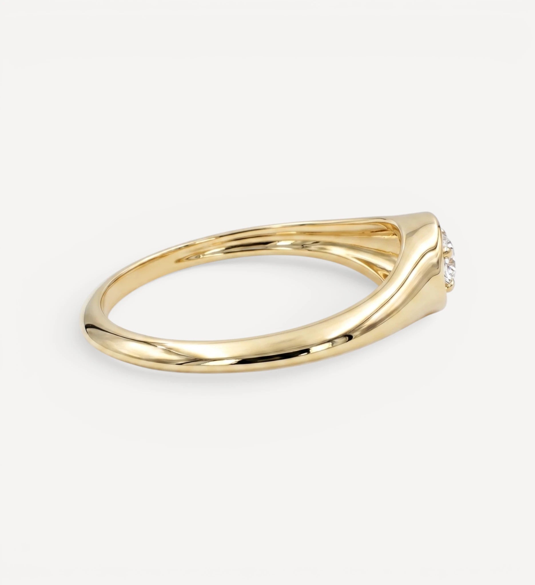 Luetta Signet Ring | 0.50ct Round Diamond
