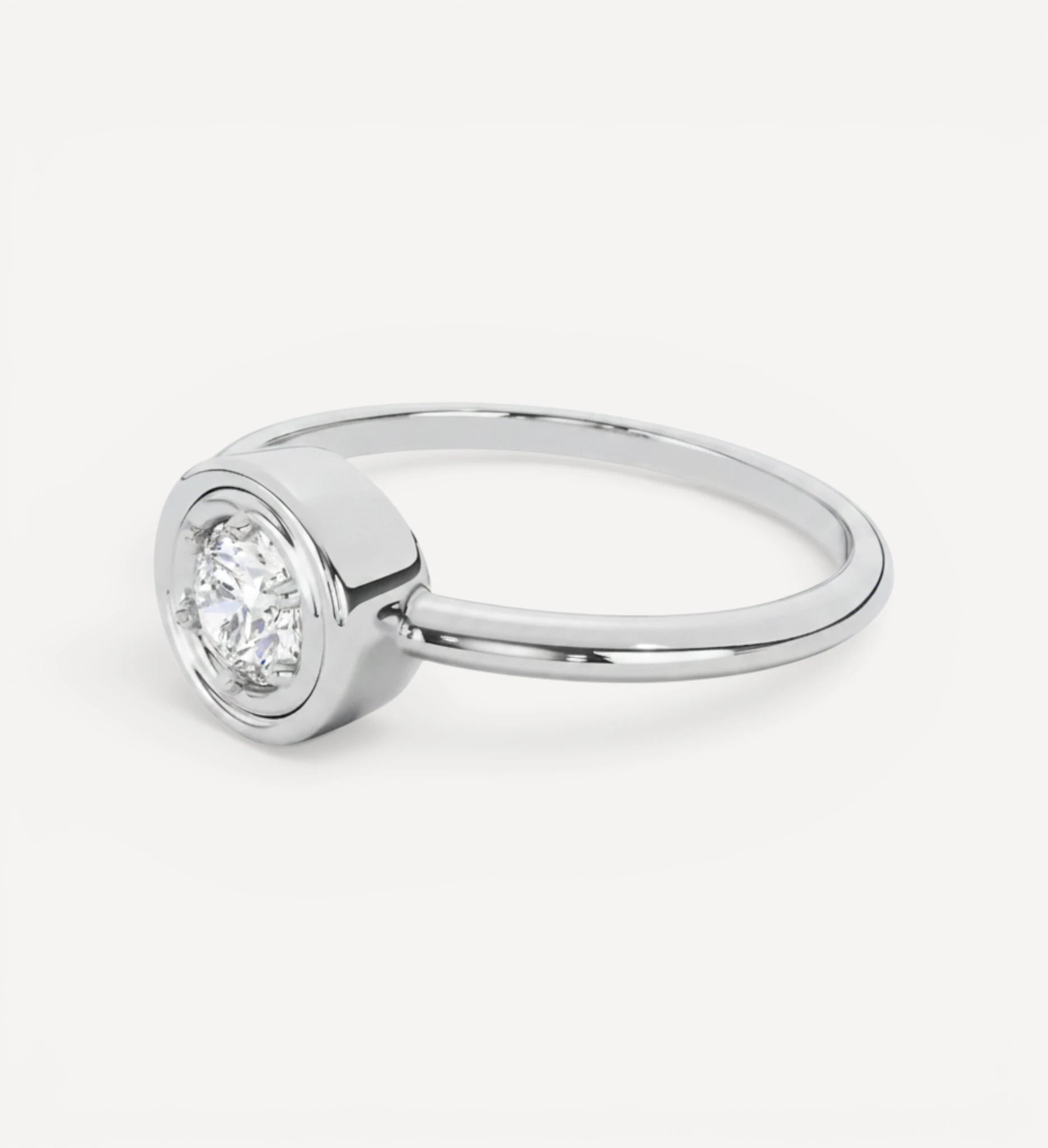 Flow Ring | Round Diamond