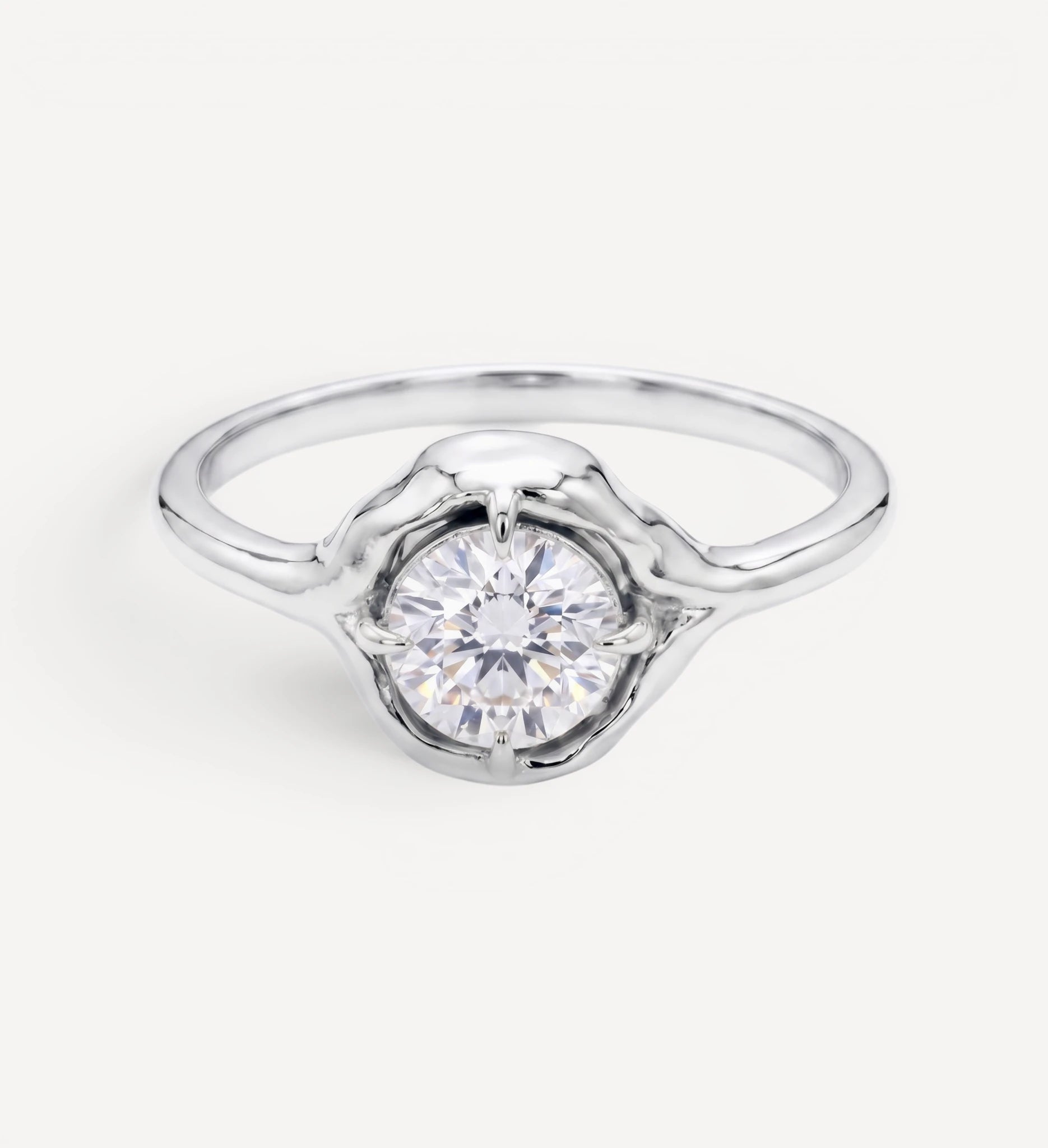 Organic Solitaire | round diamond