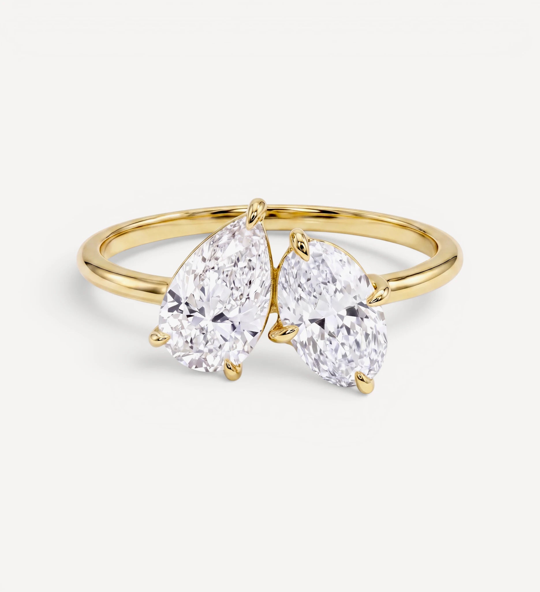 Toi et Moi | pear & oval diamond