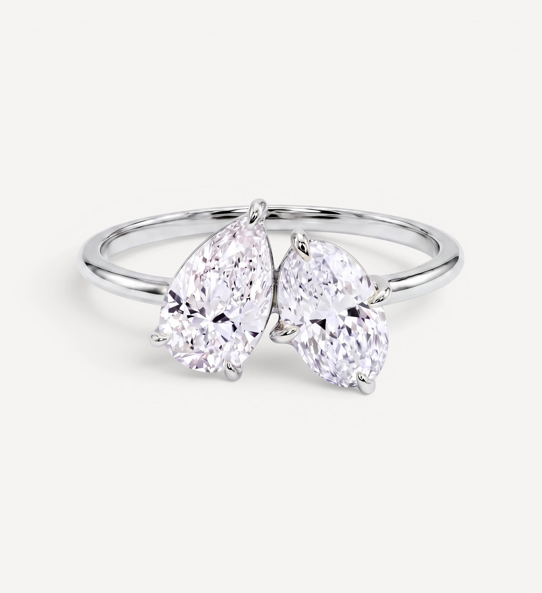 Toi et Moi | pear & oval diamond