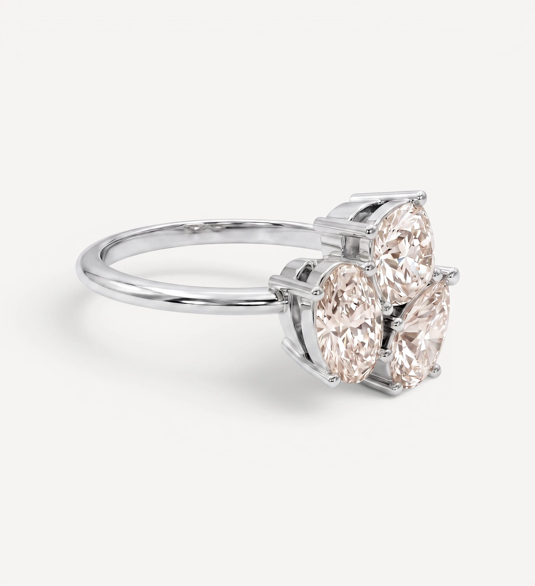 Triolet ring | champagne diamond