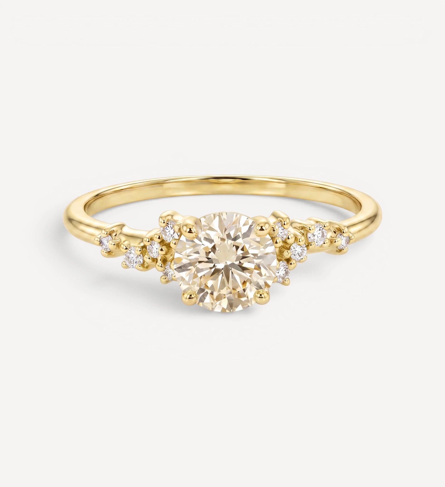 Sienna ring | round champagne diamond