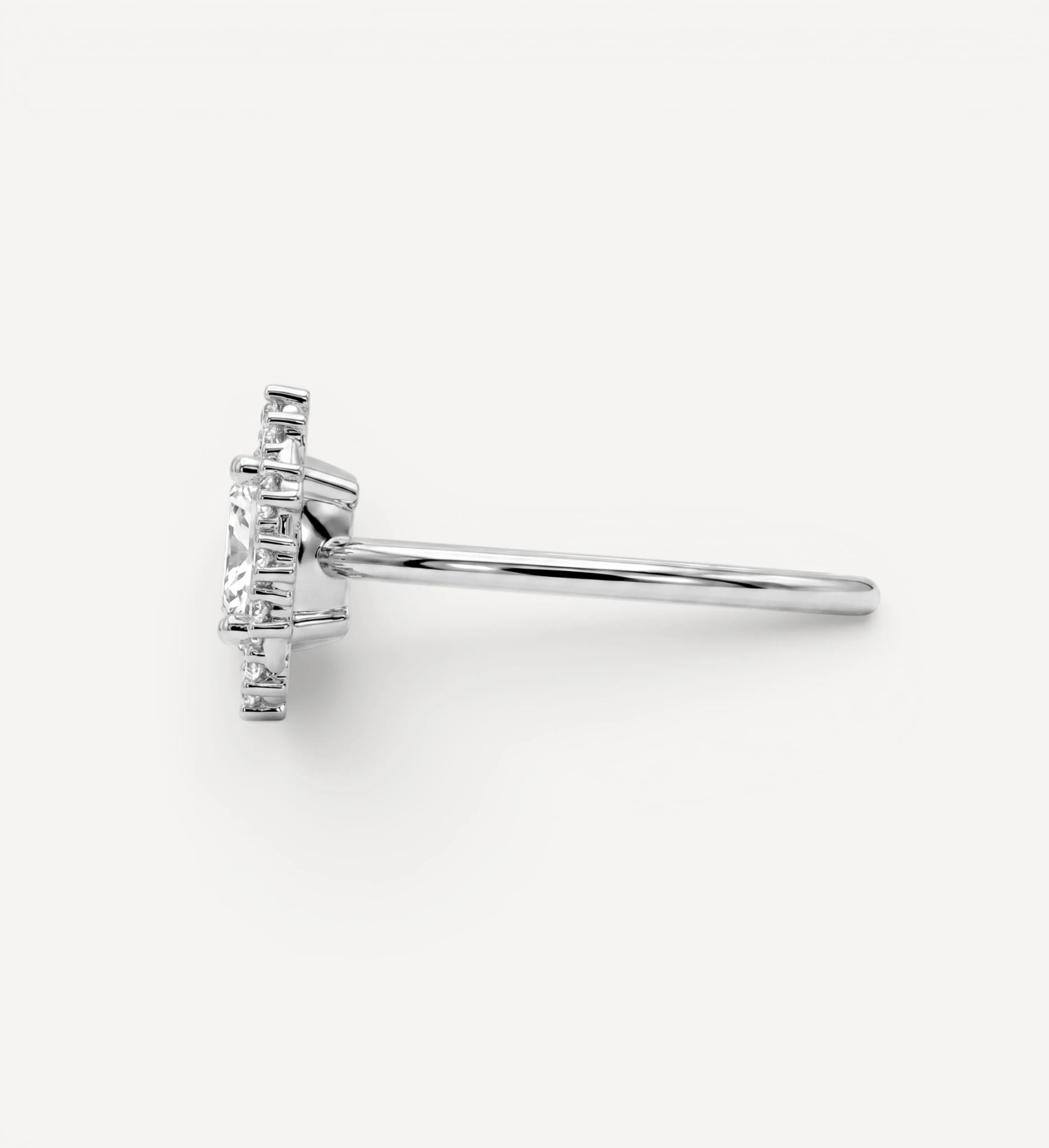 Everly | white sapphire & diamonds