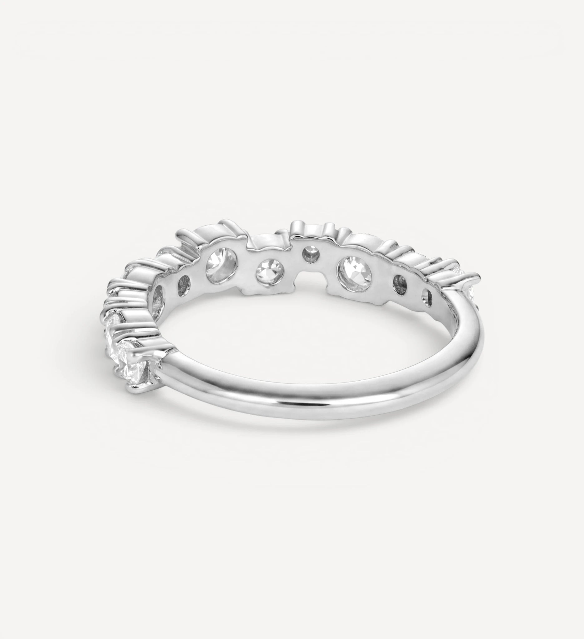Round Cluster Eternity ring | diamond