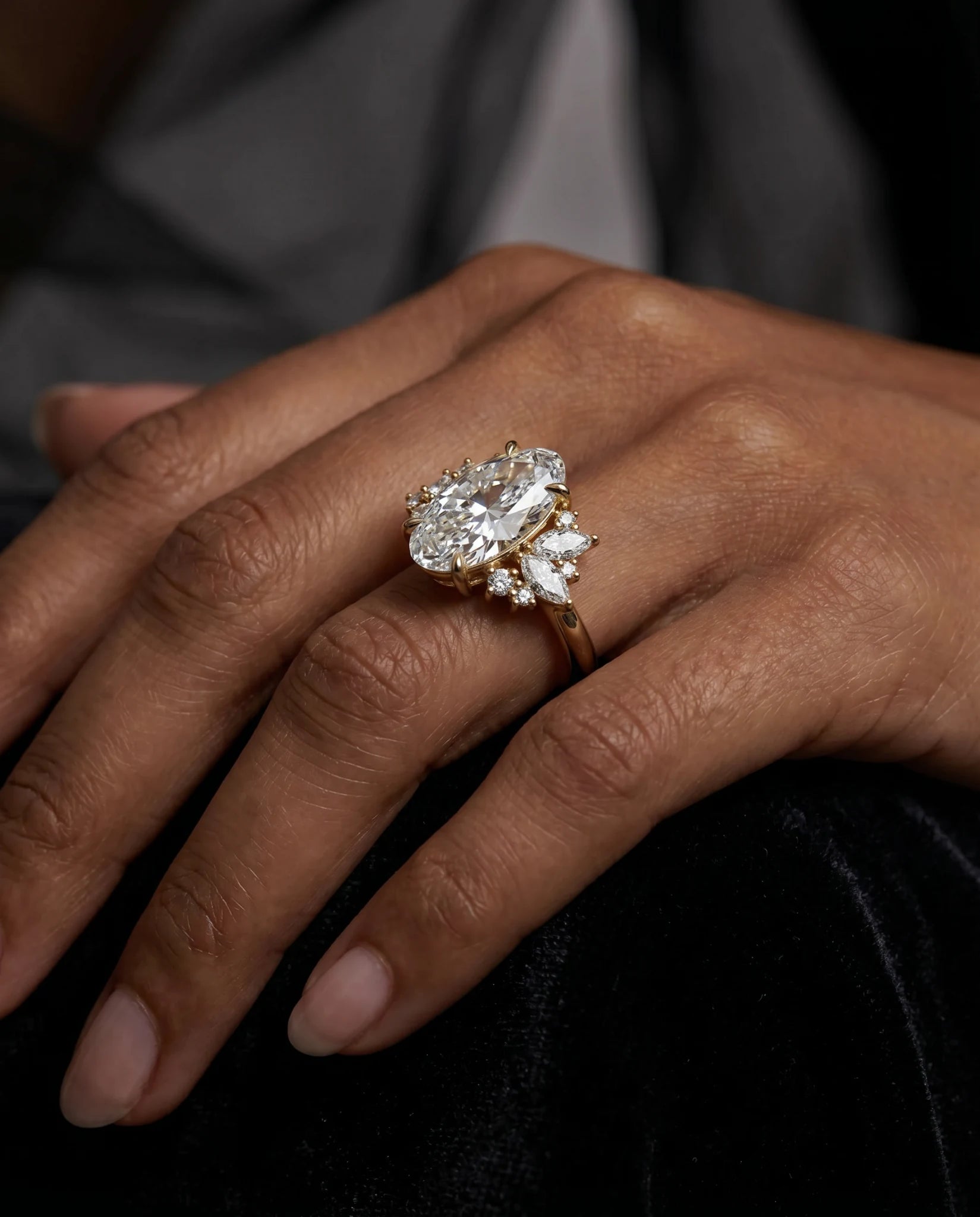 Maude Cluster Ring | Moval diamond