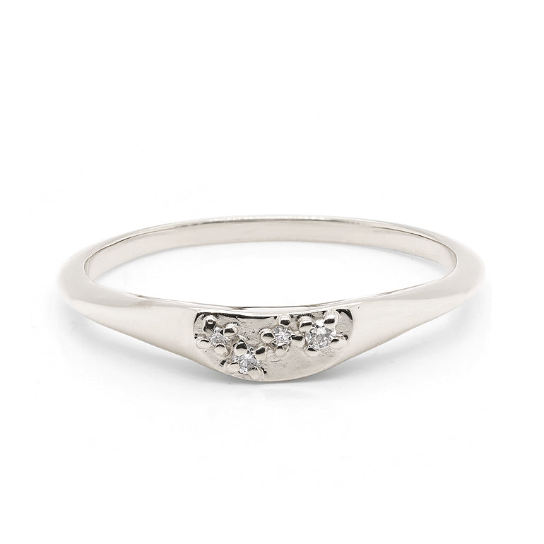 Crescent Signet | Diamond
