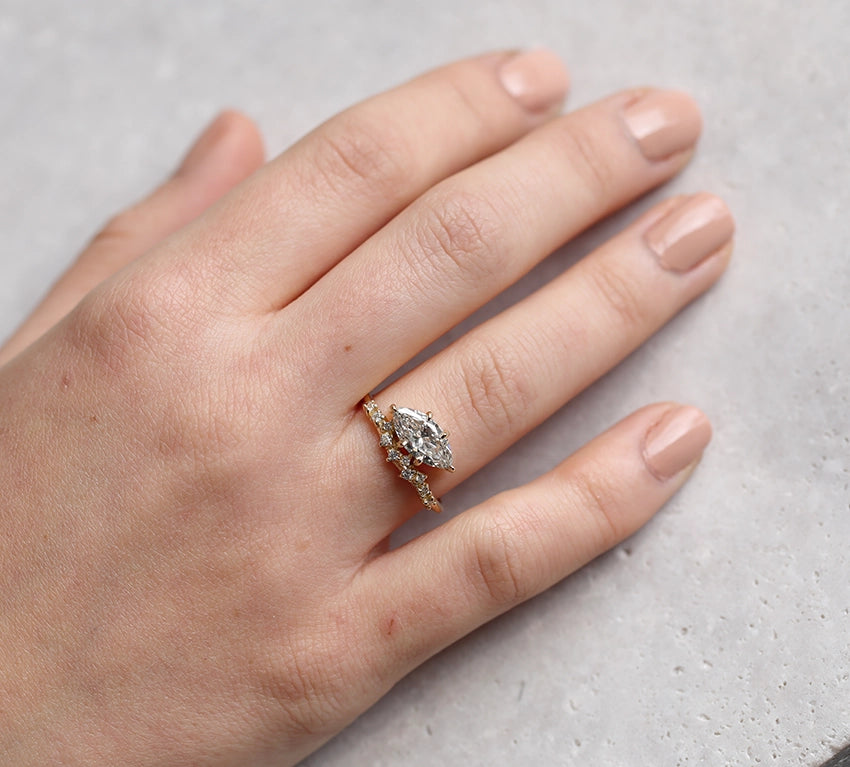 Leva ring | diamond