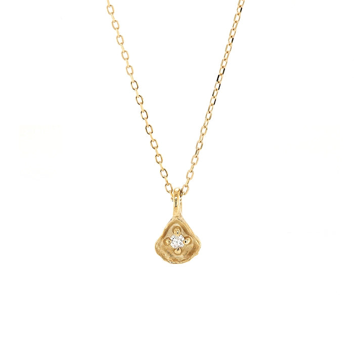 Clam charm necklace II | diamond