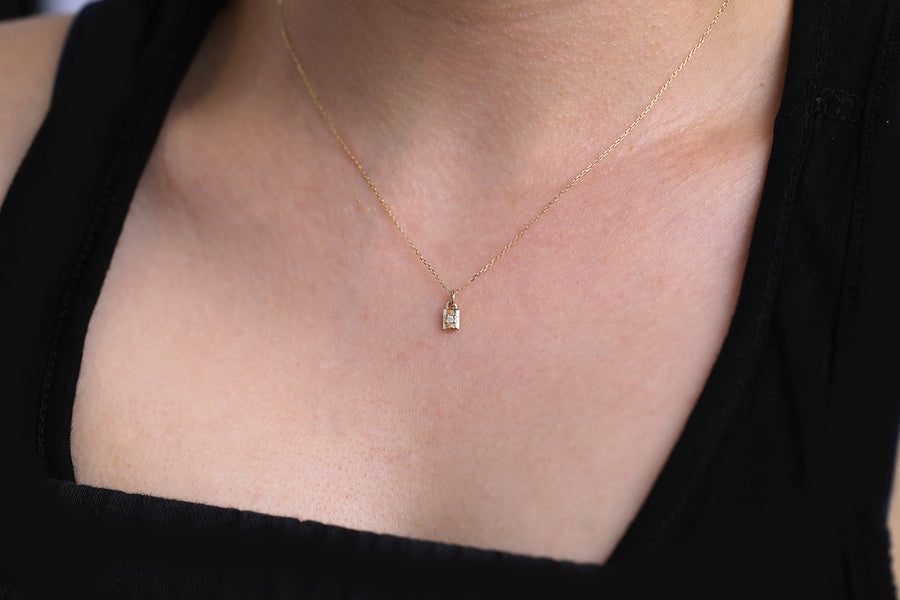 Mini Padlock Necklace II | diamond