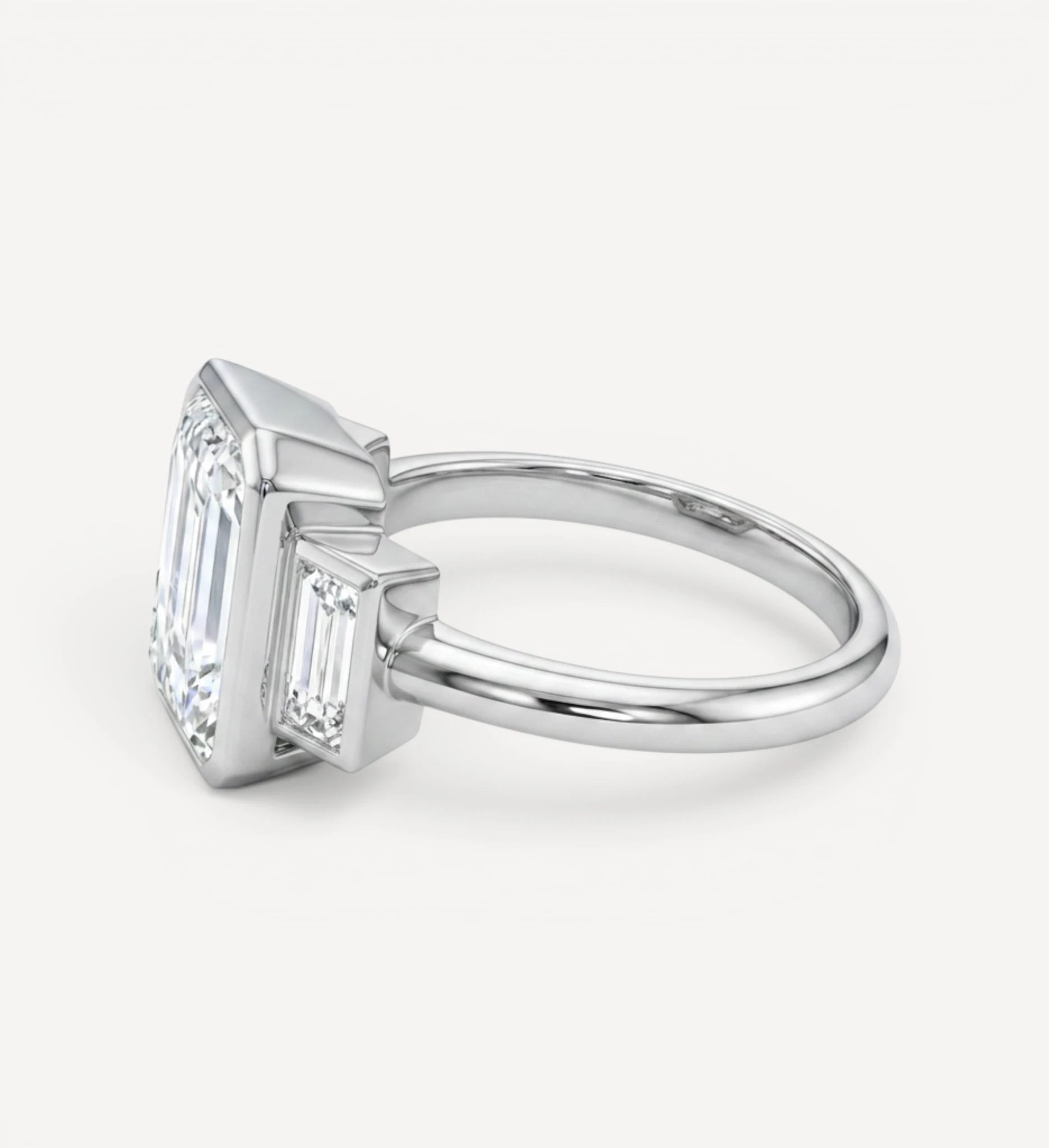 Elysia Ring | Emerald Diamond