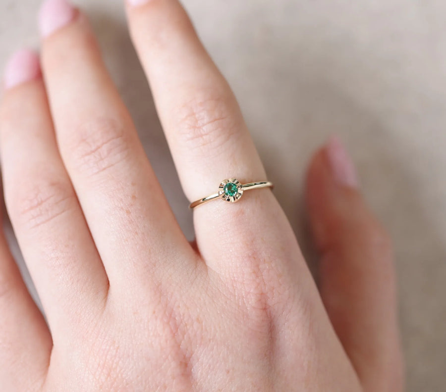Petite Margot Ring II | Round Birthstone
