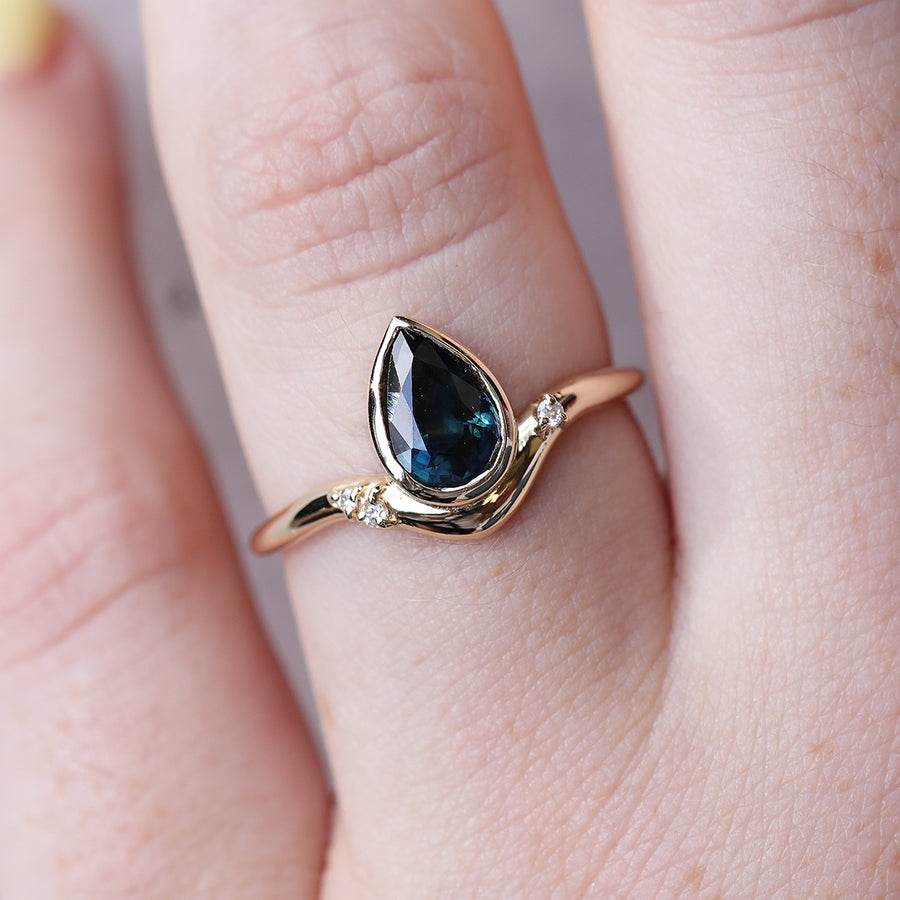 1.10ct Sapphire Ring | One Of A Kind