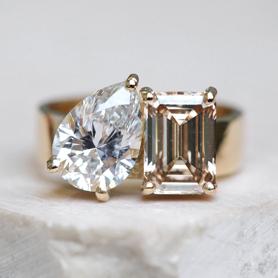 4.06ct Toi et Moi Pear & Emerald Diamond | One Of A Kind