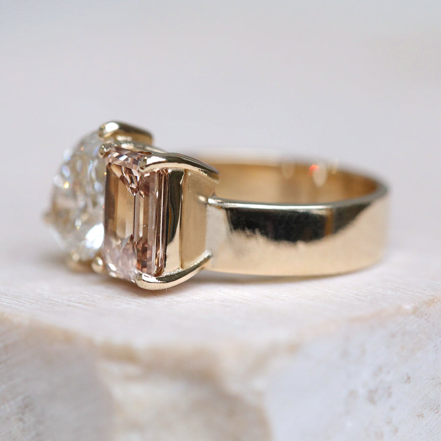 4.06ct Toi et Moi Pear & Emerald Diamond | One Of A Kind