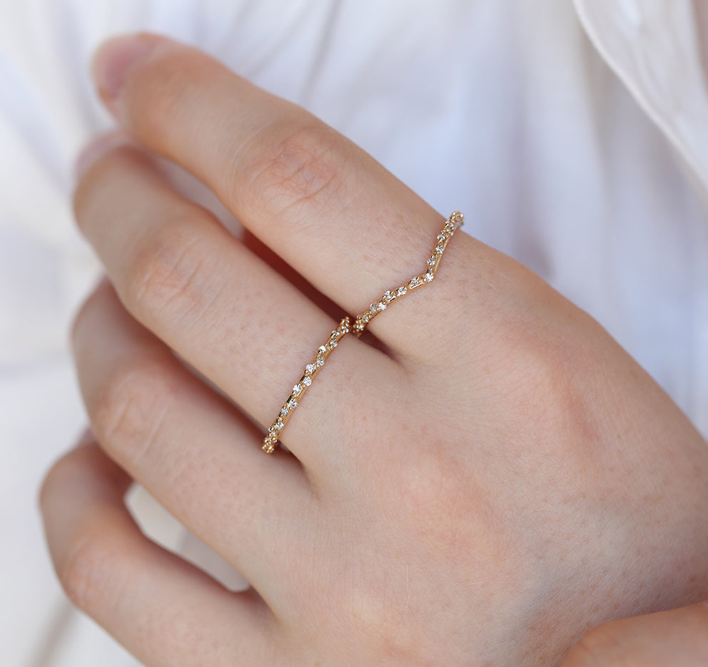 Ada II band | diamonds
