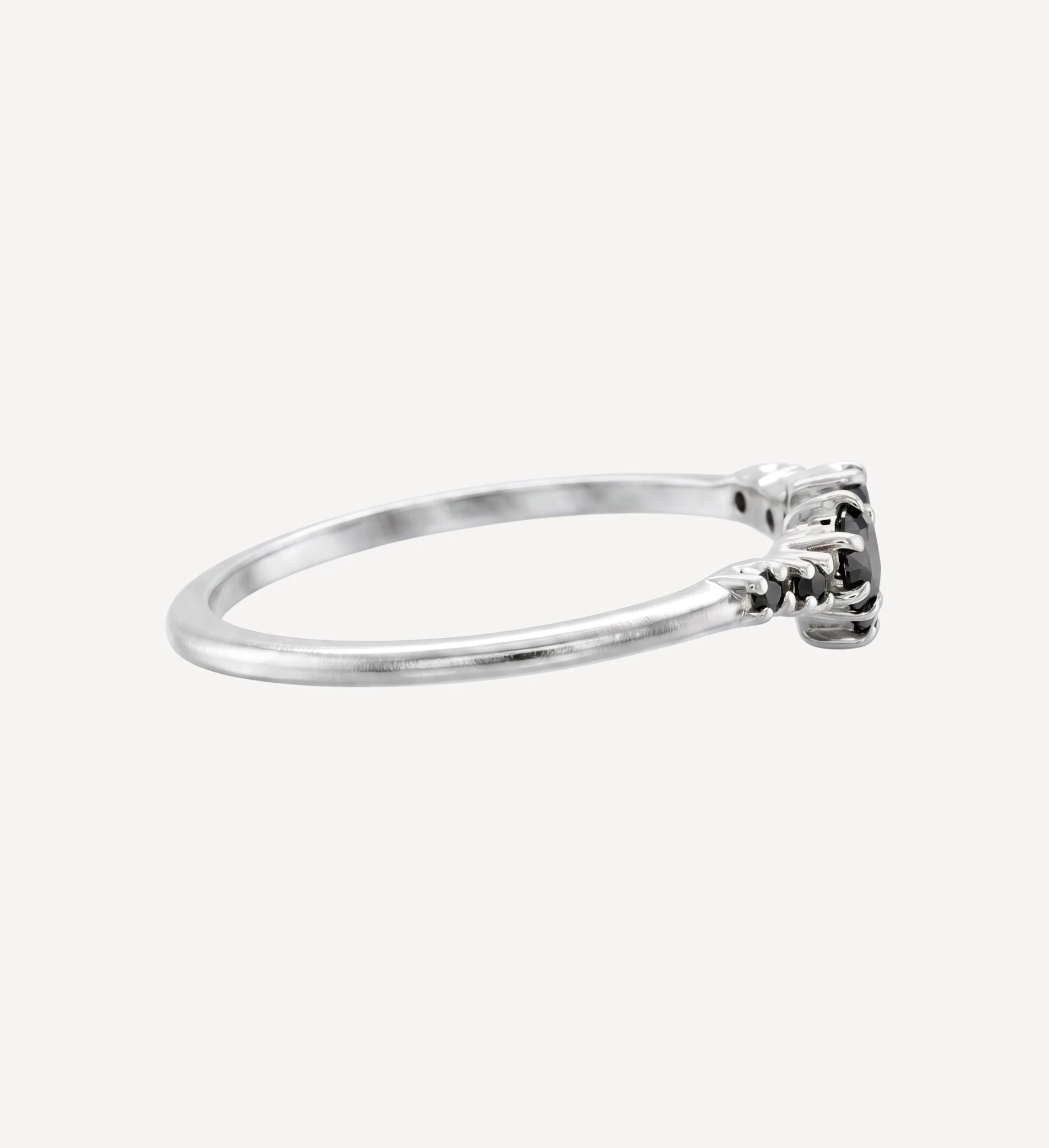 Raya Cluster ring | black diamond