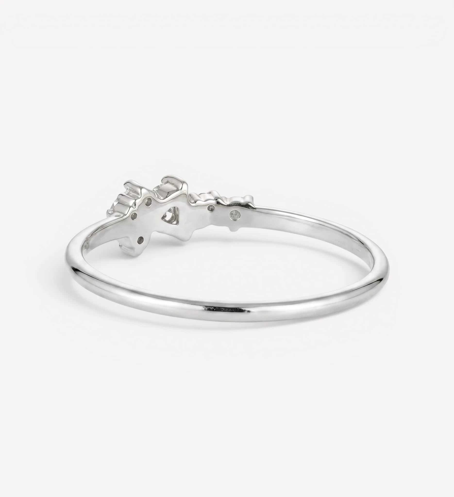 Elena Ring | white diamonds