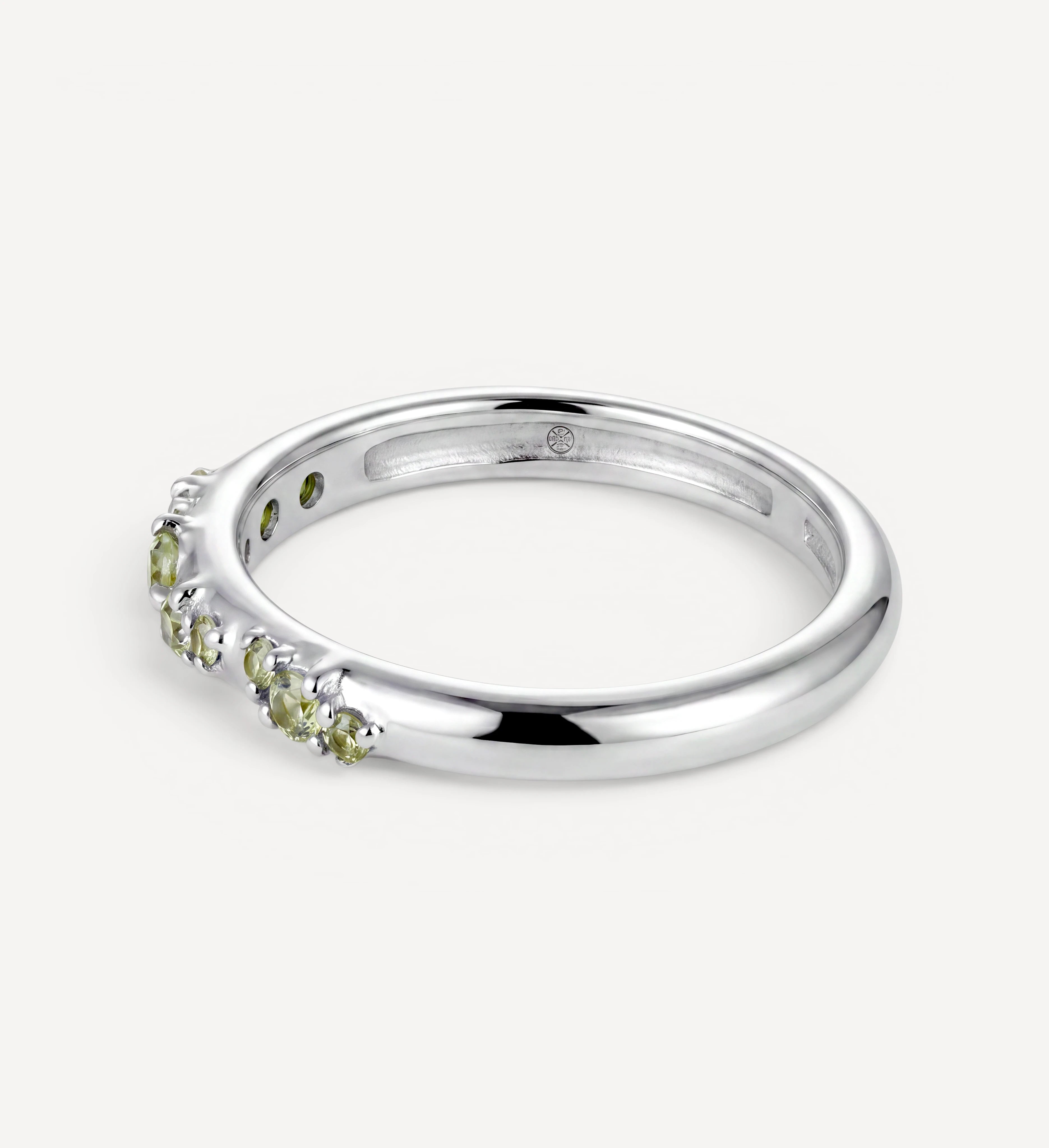 Fleur Ring | green diamonds