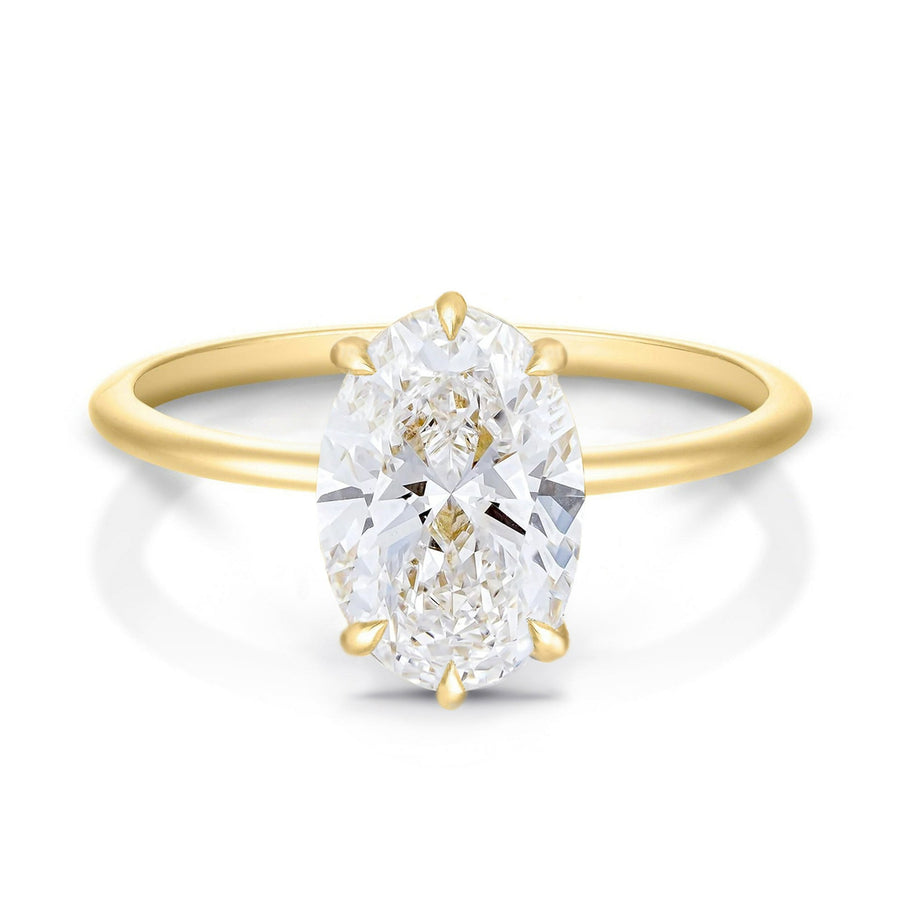 Flora ring | oval diamond halo