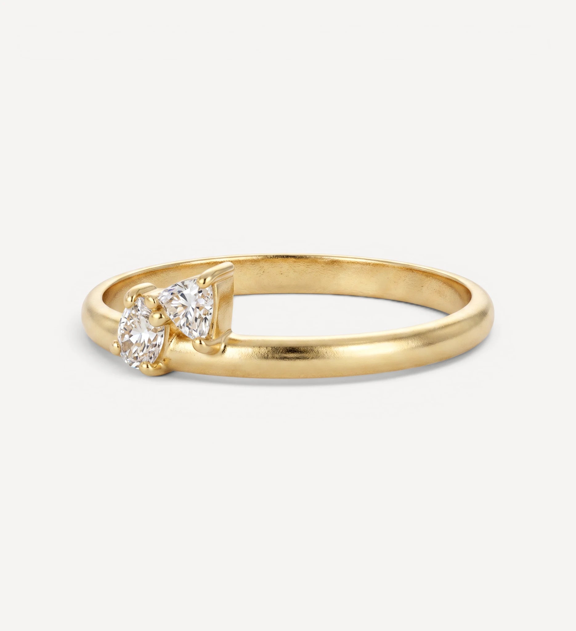 Gigi II | white diamonds