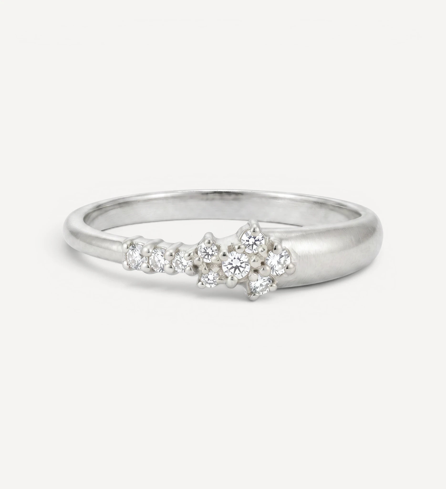 Gisele Ring | white diamonds