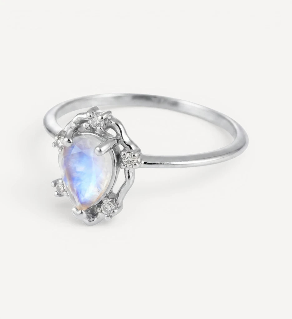 Peone | moonstone & diamonds