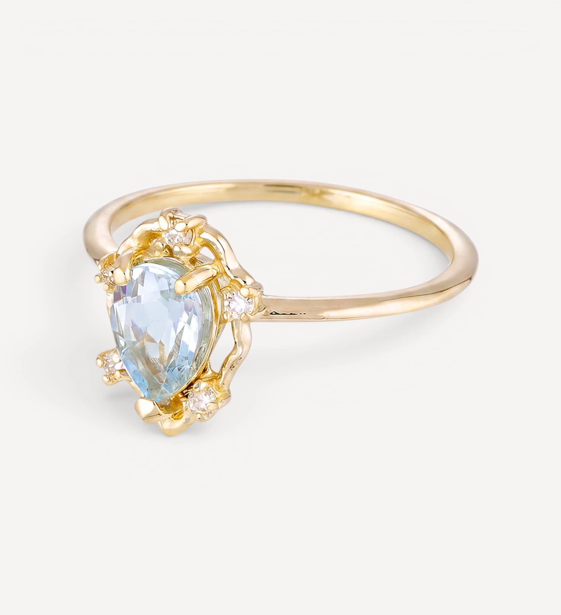 Peone | aquamarine & diamonds