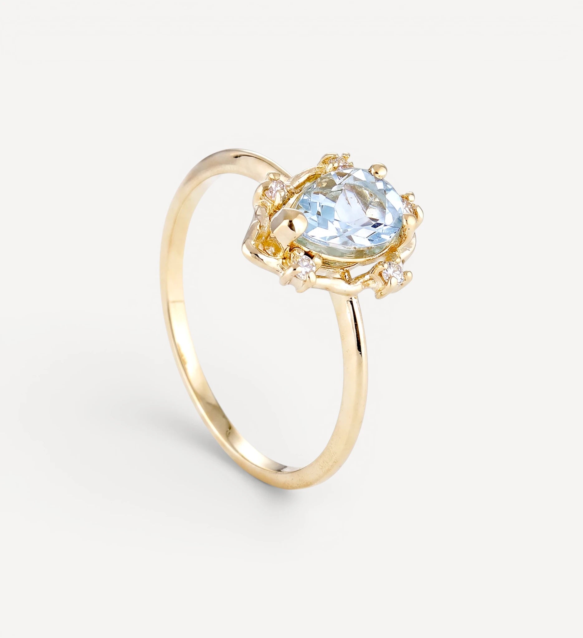 Peone | aquamarine & diamonds