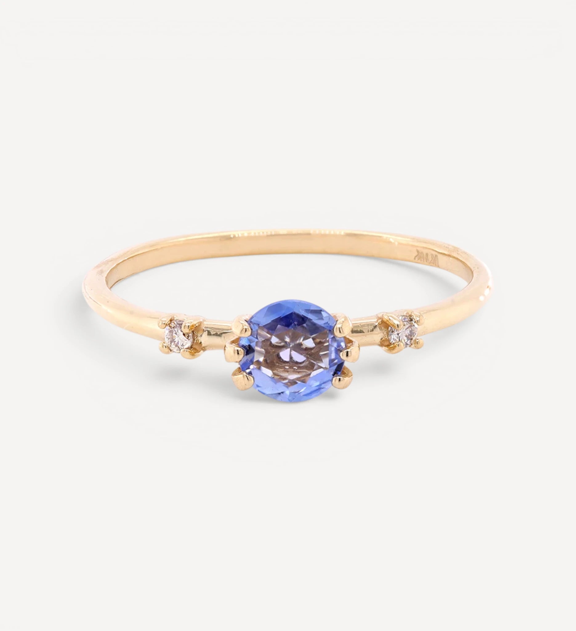 Lana II | blue sapphire & diamonds