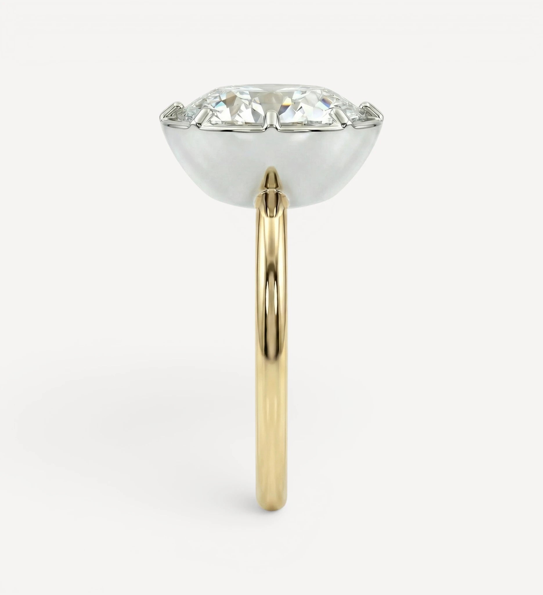 Minerva Solitaire | Oval