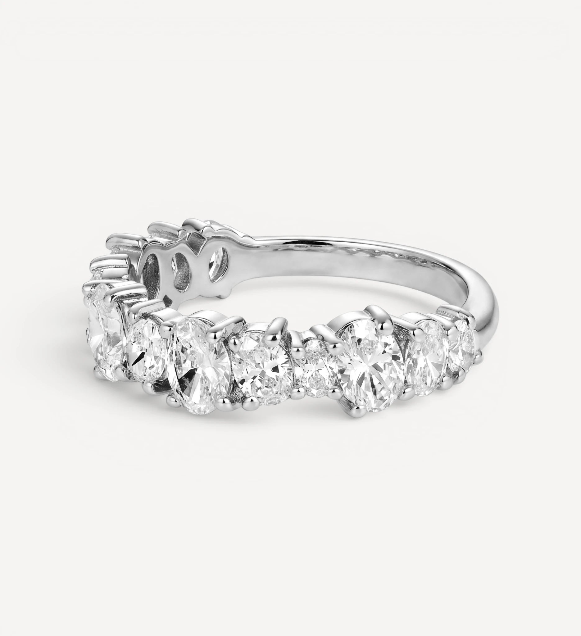 Oval Cluster Eternity ring | diamond