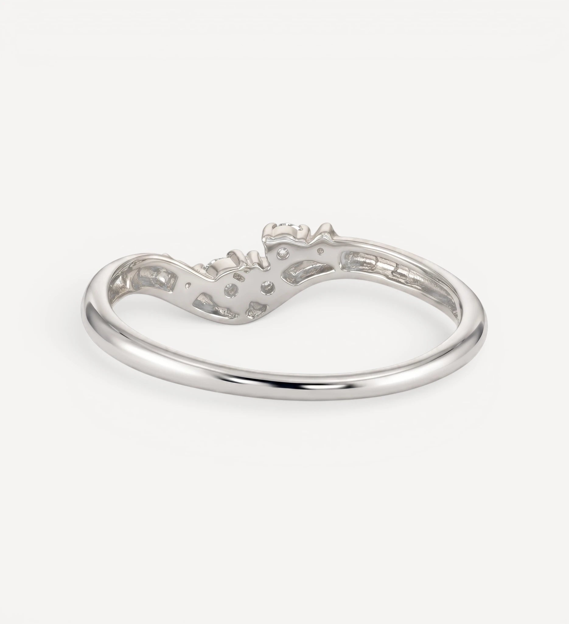 Poe Ring | white diamonds